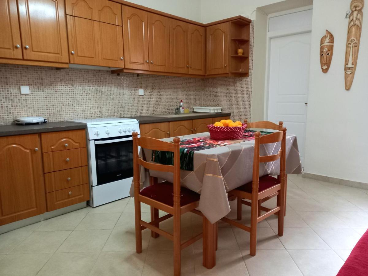 شقة Pel House نافبكْتوس المظهر الخارجي الصورة